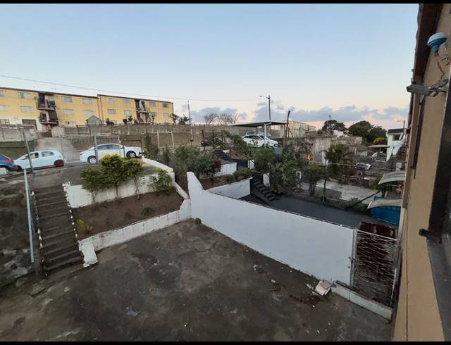 3 BEDROOM HOUSE FOR SALE IN REDFERN